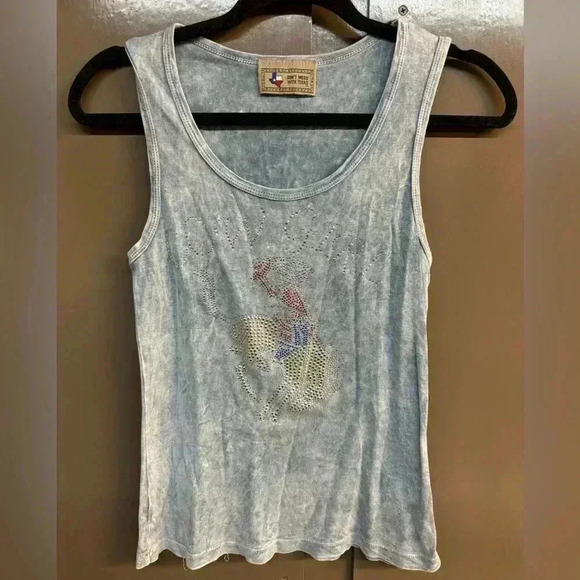 Don't Mess With Texas Tops - Bedazzled gray cowgirl tank top